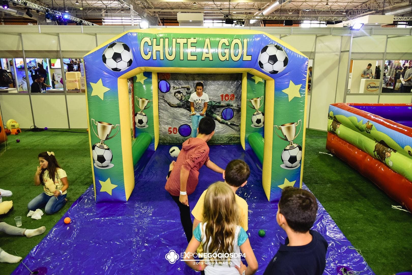 Brinquedos da Sala Kids em um evento